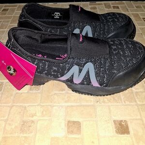 Black and Pink Performance Sneakers with Cushioned Midsole
